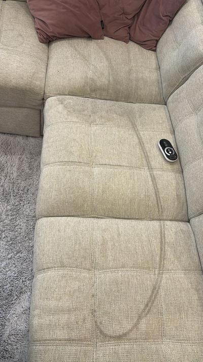 Sofa Detail 1